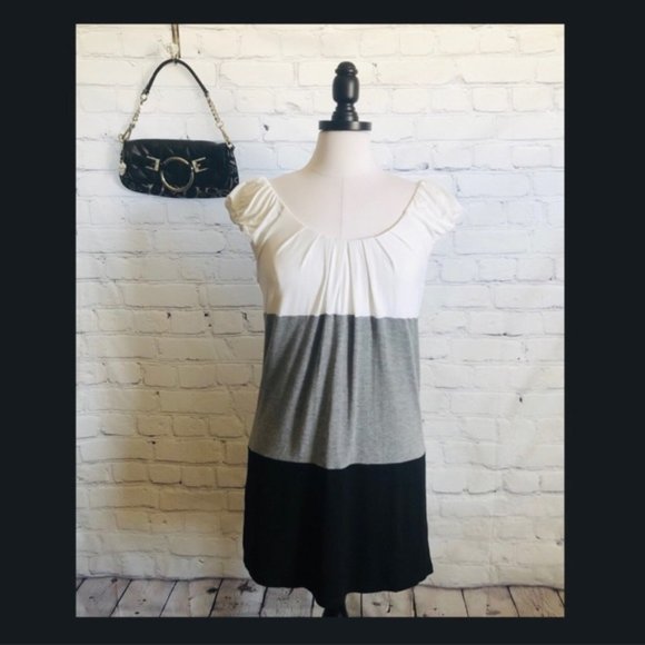 BCBG MaxAzria modest cap sleeve striped dress - Picture 1 of 7